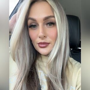 Meet your Posher, Kenzie